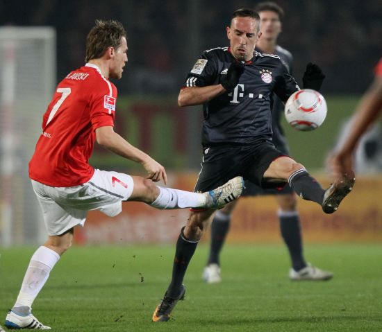 仅是体能的 仅是体能的